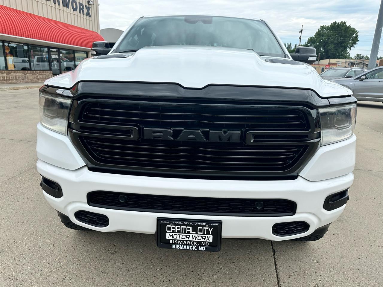 RAM 1500 Laramie Crew Cab SWB 4WD 2022