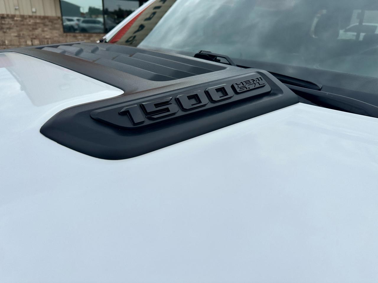 RAM 1500 Laramie Crew Cab SWB 4WD 2022