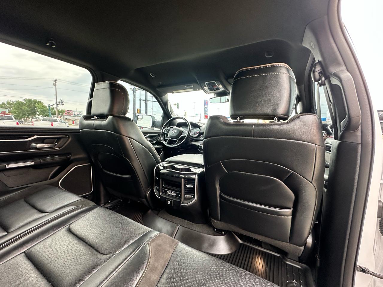 RAM 1500 Laramie Crew Cab SWB 4WD 2022
