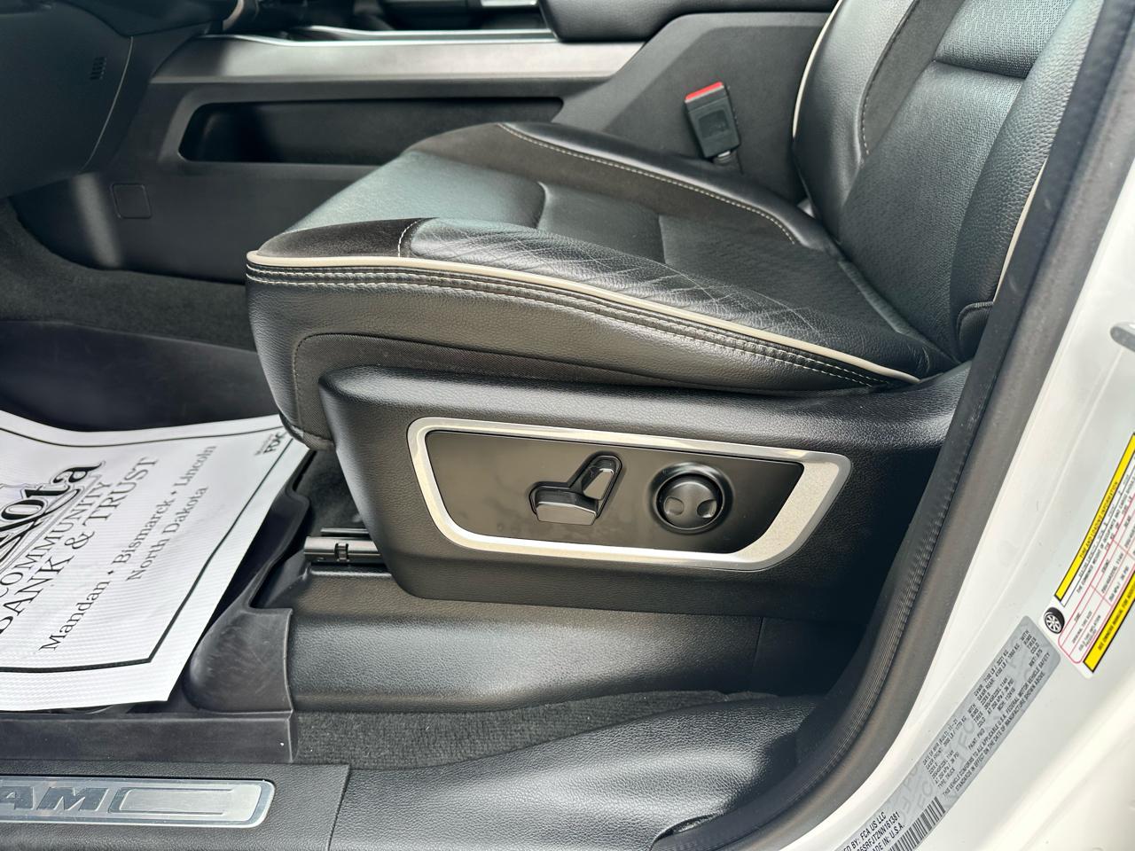 RAM 1500 Laramie Crew Cab SWB 4WD 2022