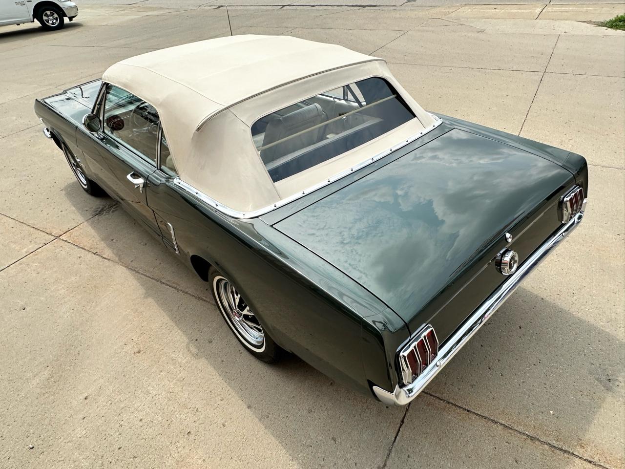 Ford Mustang 2dr Convertible 1965