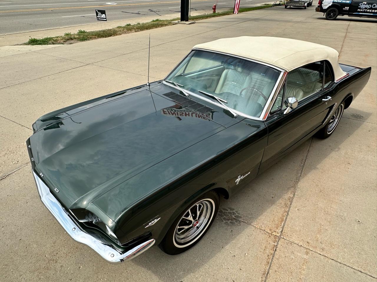 Ford Mustang 2dr Convertible 1965