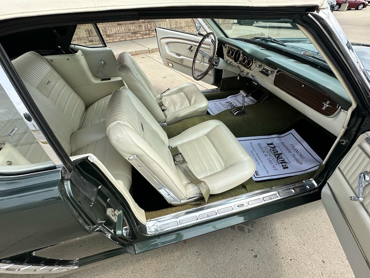 Ford Mustang 2dr Convertible 1965