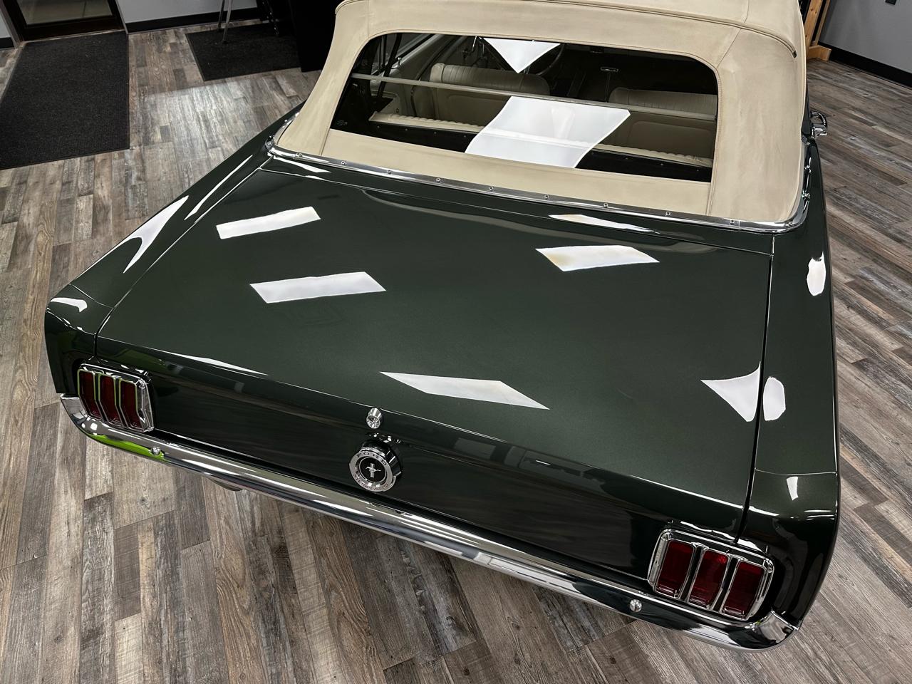 Ford Mustang 2dr Convertible 1965