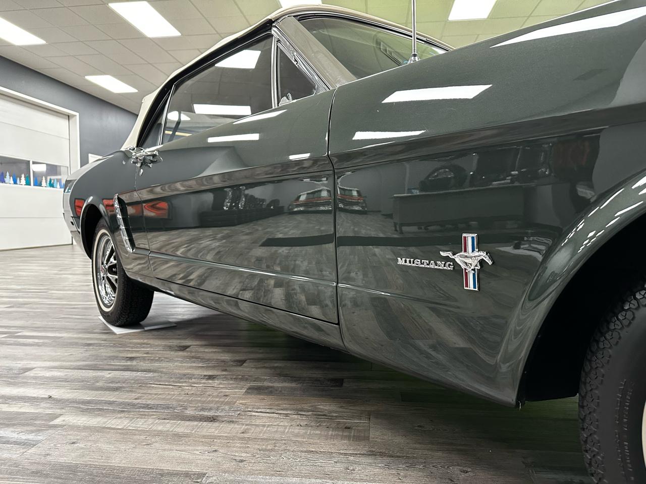 Ford Mustang 2dr Convertible 1965