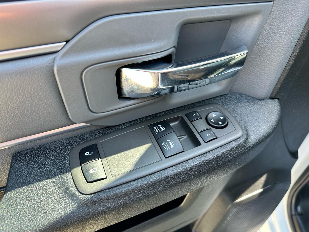 RAM 1500 Classic  2023
