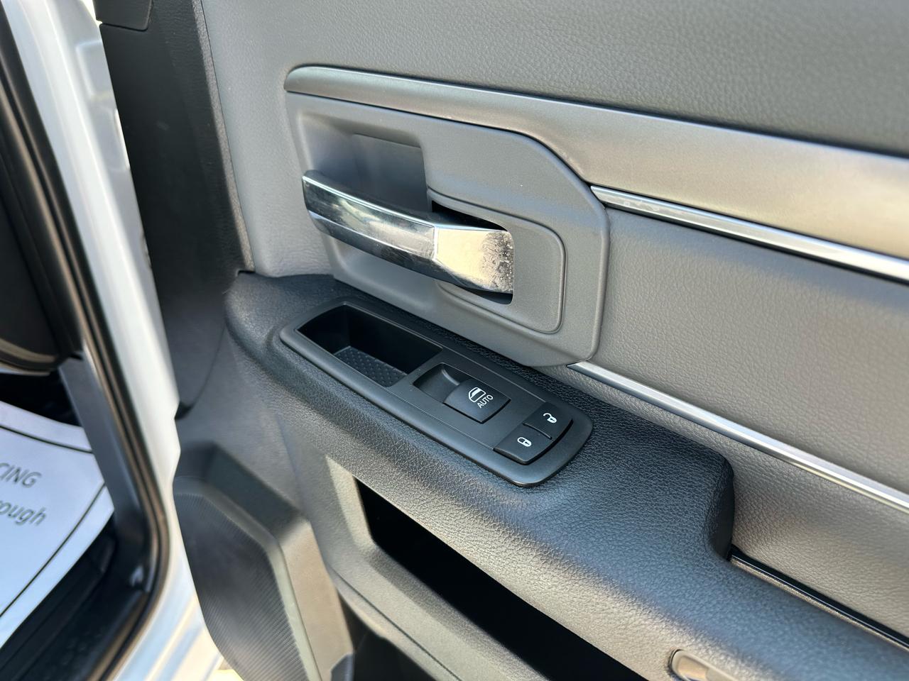 RAM 1500 Classic  2023