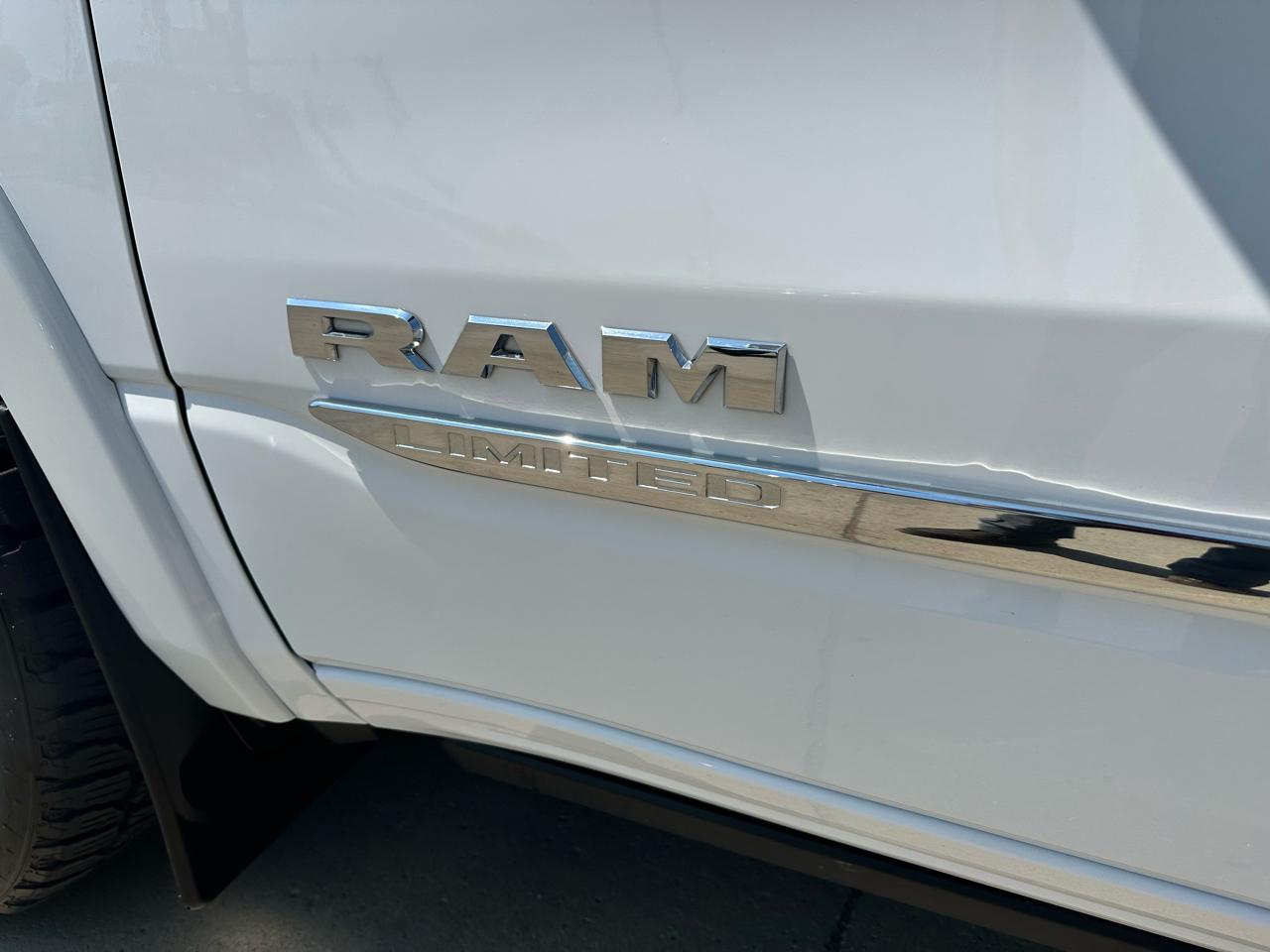 RAM 1500 Limited Crew Cab SWB 4WD 2022