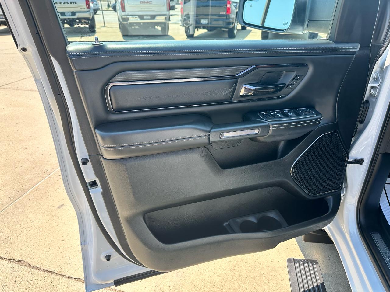 RAM 1500 Limited Crew Cab SWB 4WD 2022