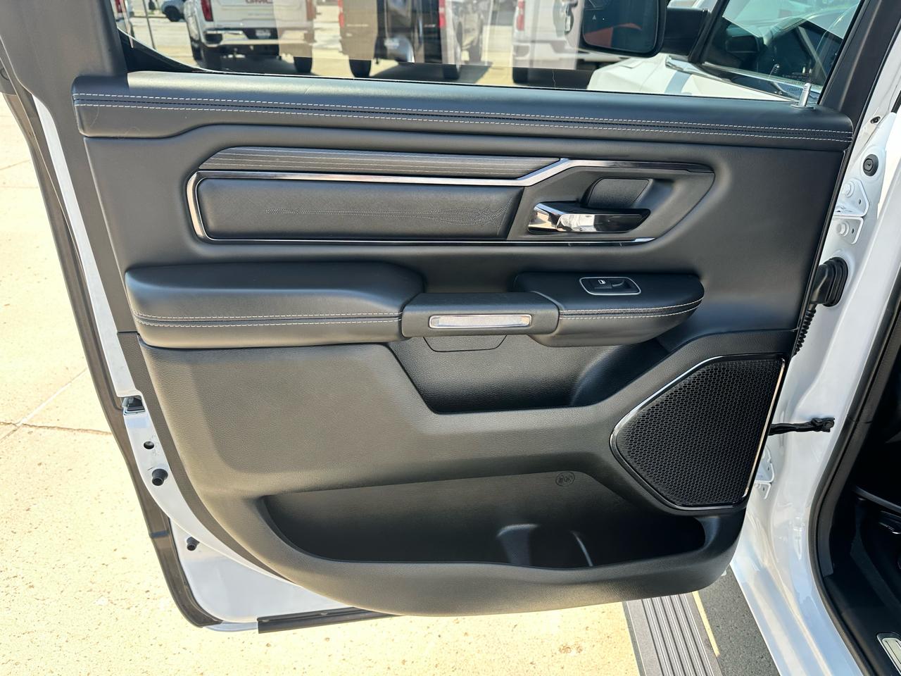 RAM 1500 Limited Crew Cab SWB 4WD 2022