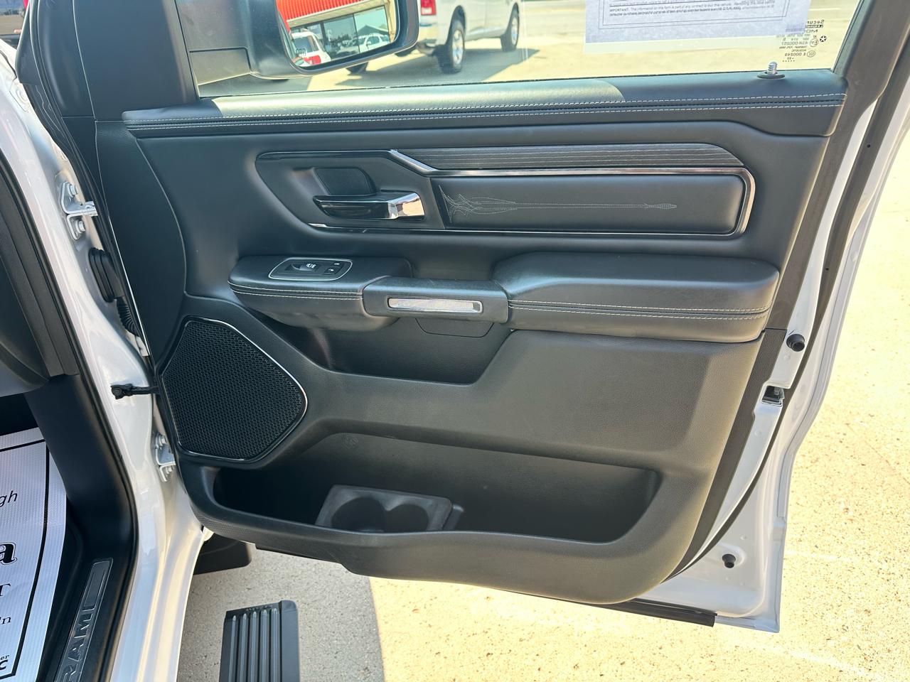 RAM 1500 Limited Crew Cab SWB 4WD 2022