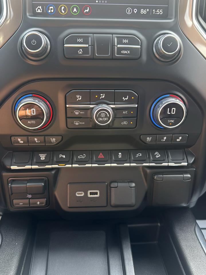 Chevrolet Silverado 3500HD High Country Crew Cab 4WD 2022