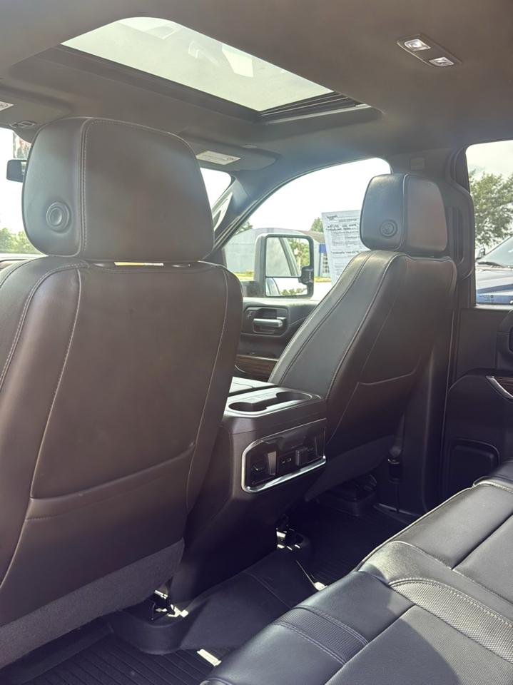 Chevrolet Silverado 3500HD High Country Crew Cab 4WD 2022