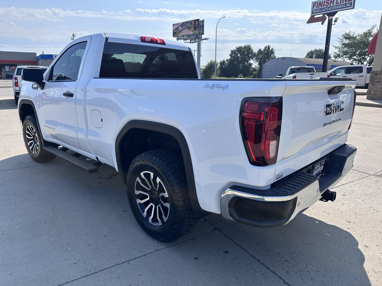 GMC Sierra 1500 Short Bed 4WD 2026