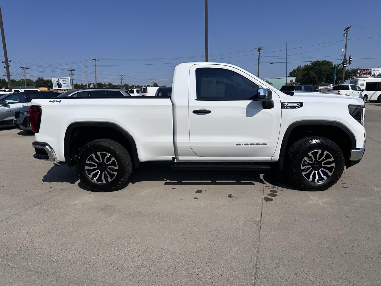 GMC Sierra 1500 Short Bed 4WD 2026