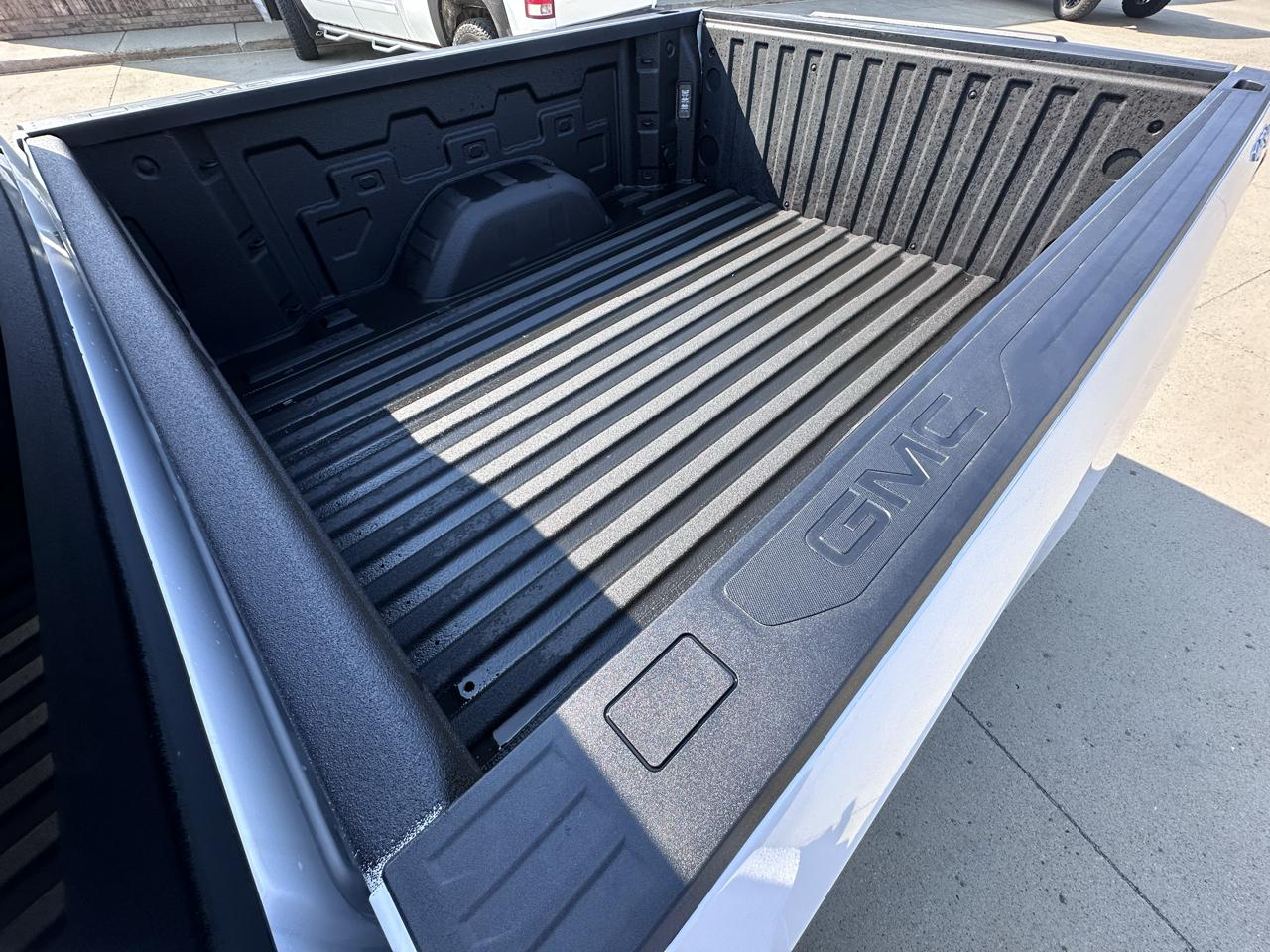 GMC Sierra 1500 Short Bed 4WD 2026