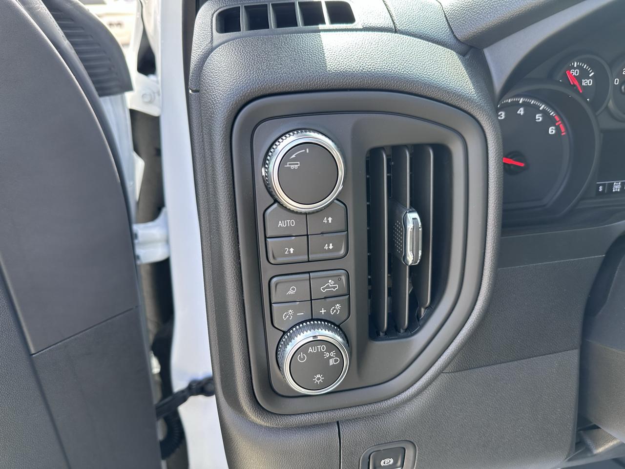 GMC Sierra 1500 Short Bed 4WD 2026
