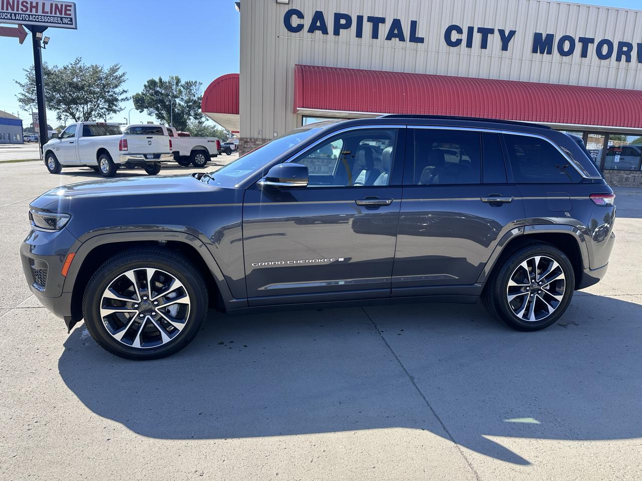 Jeep Grand Cherokee Overland 4WD 2024