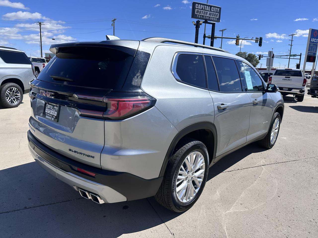 GMC Acadia Elevation AWD 2025