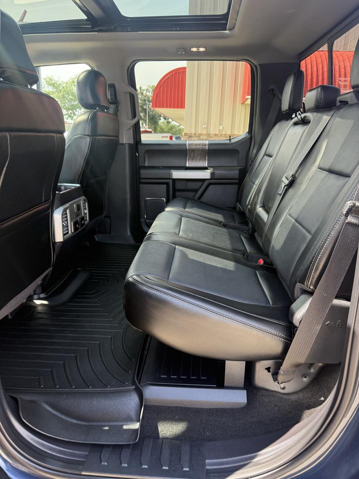 Ford F-250 SD Lariat Crew Cab Short Bed 4WD 2017
