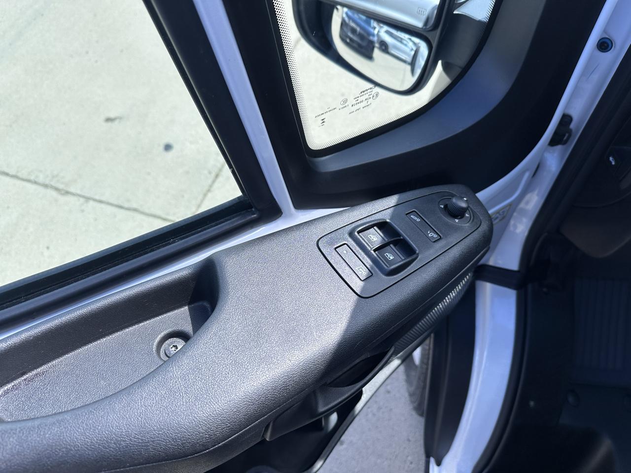 RAM Promaster 2500 Low Roof 2025
