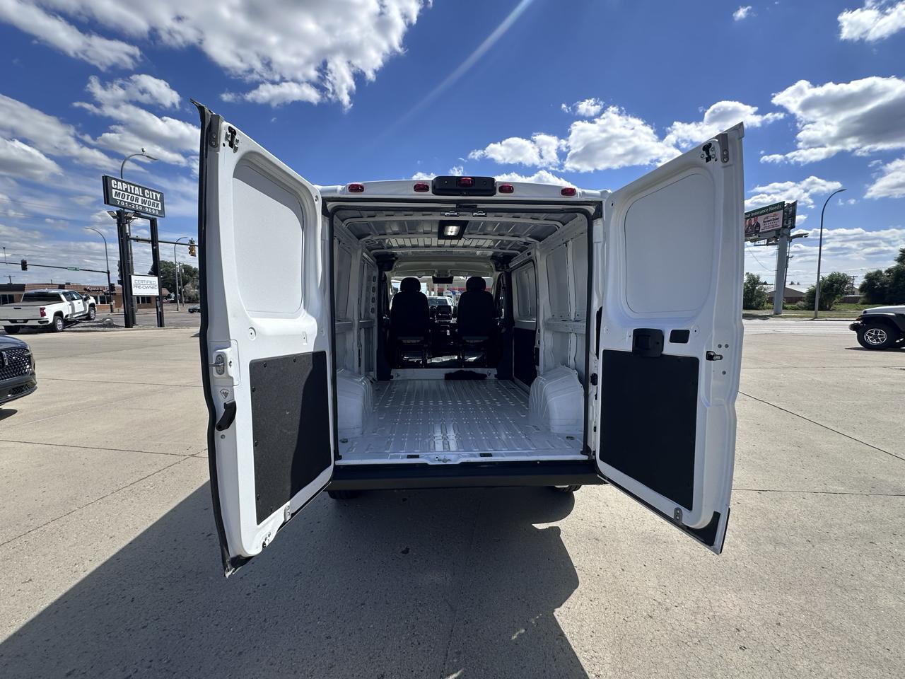 RAM Promaster 2500 Low Roof 2025