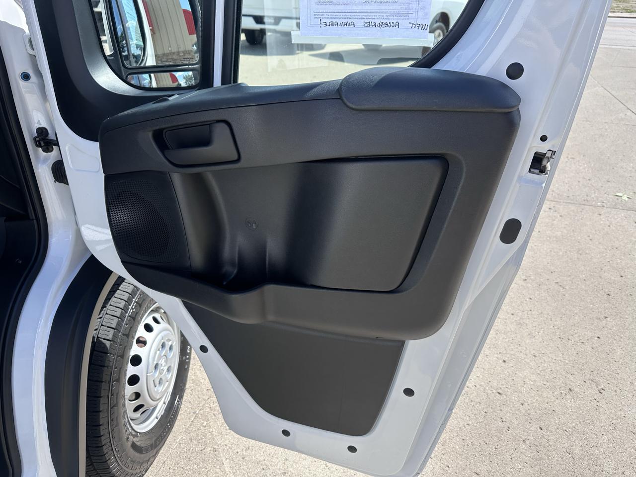 RAM Promaster 2500 Low Roof 2025