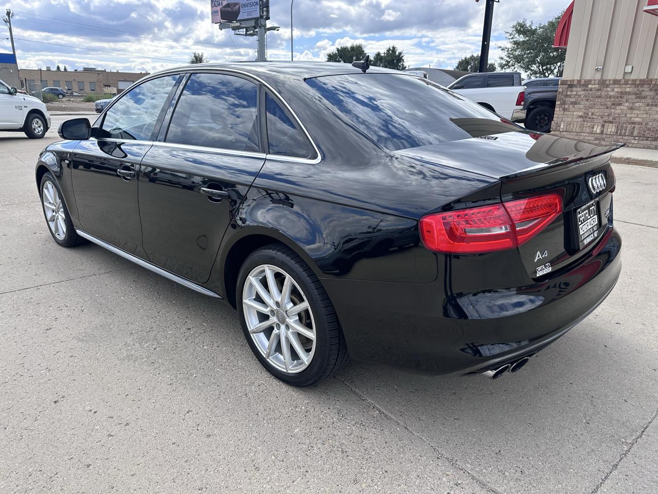 Audi A4 2.0T Sedan quattro Tiptronic 2015
