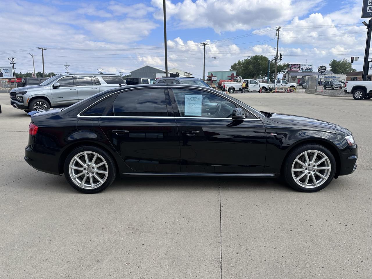 Audi A4 2.0T Sedan quattro Tiptronic 2015
