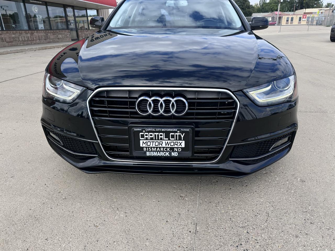 Audi A4 2.0T Sedan quattro Tiptronic 2015