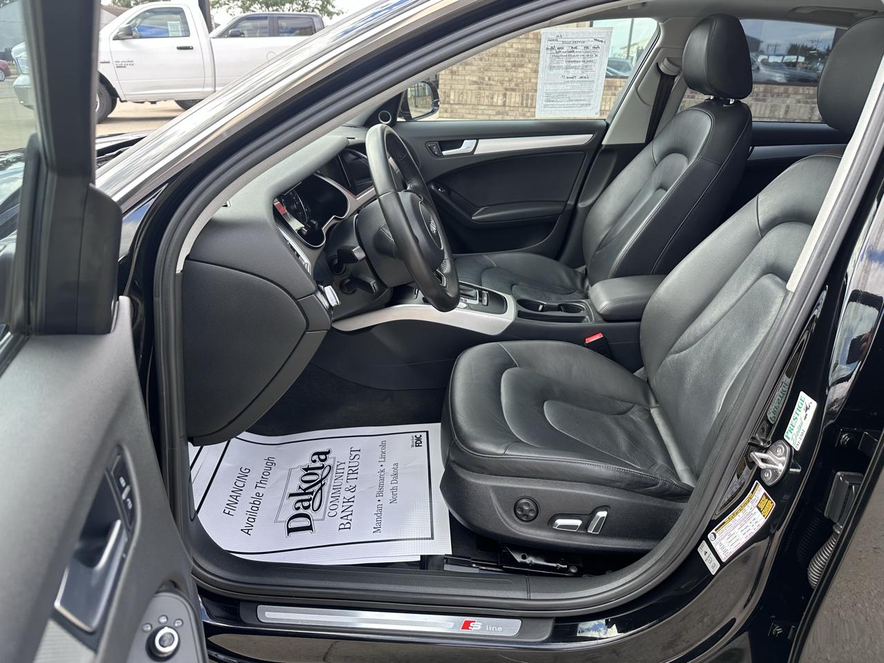 Audi A4 2.0T Sedan quattro Tiptronic 2015