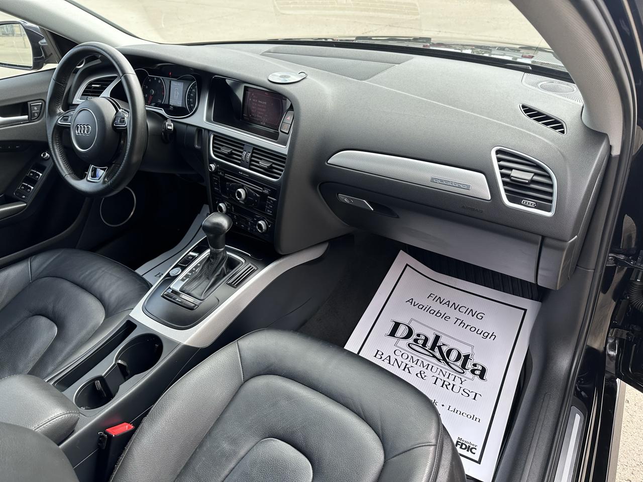 Audi A4 2.0T Sedan quattro Tiptronic 2015