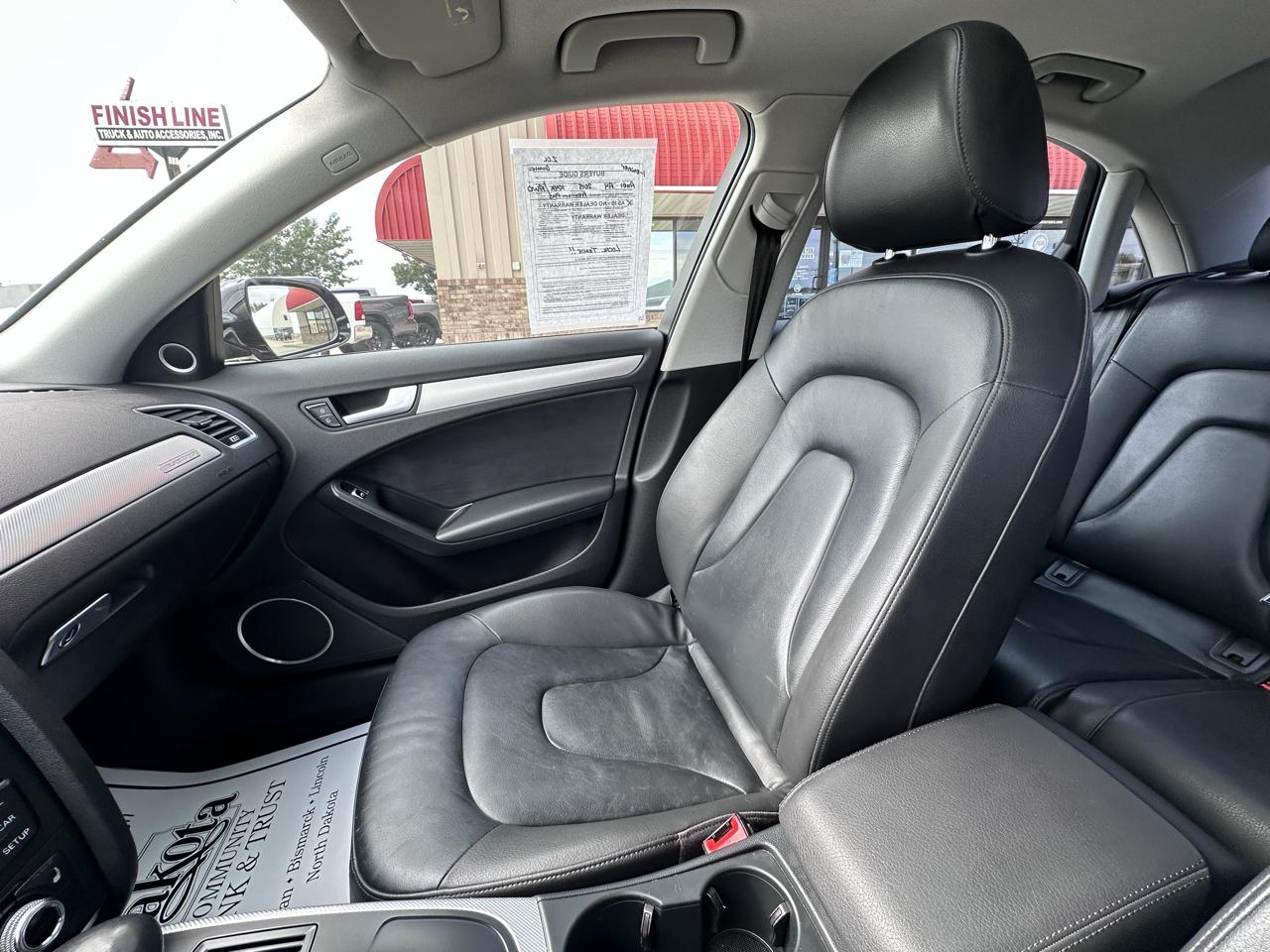 Audi A4 2.0T Sedan quattro Tiptronic 2015
