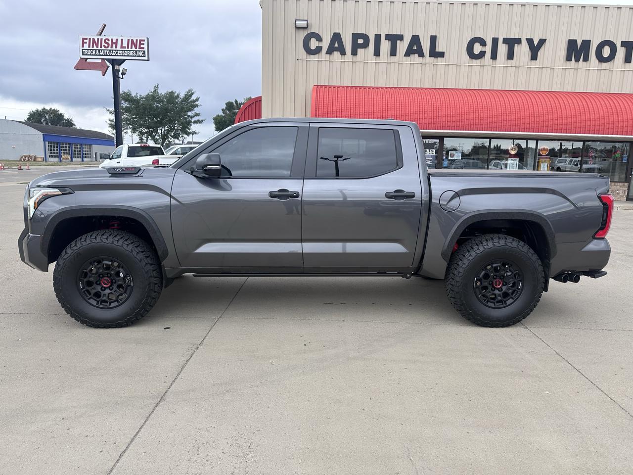 Toyota Tundra TRD PRO CrewMax 4WD Hybrid 2026