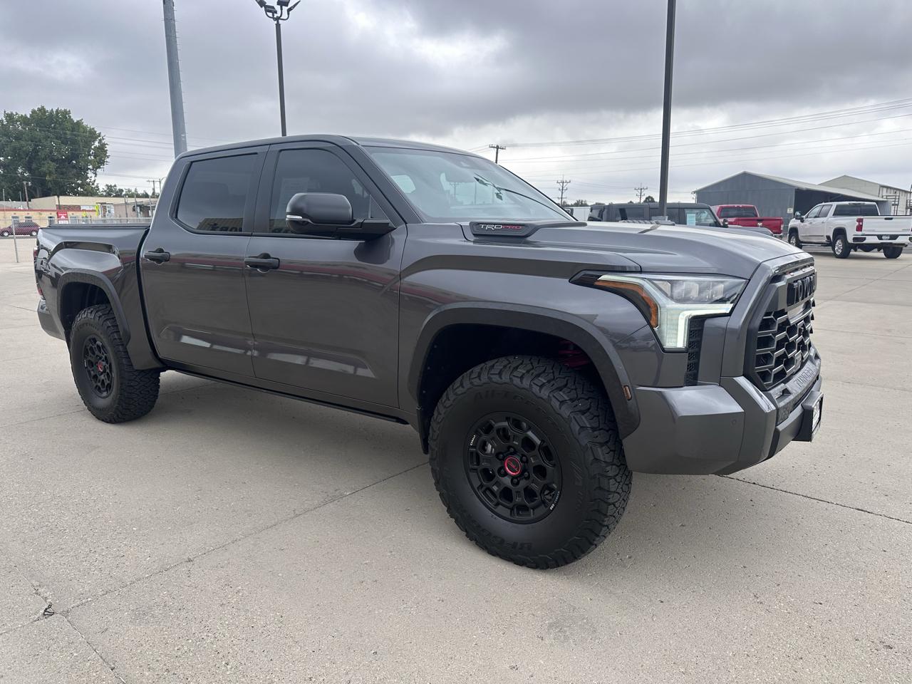 Toyota Tundra TRD PRO CrewMax 4WD Hybrid 2026