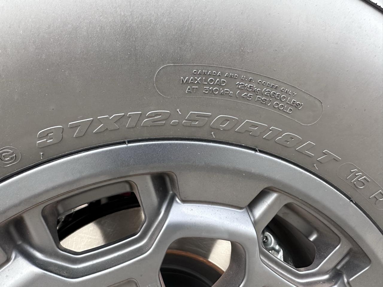 Toyota Tundra TRD PRO CrewMax 4WD Hybrid 2026