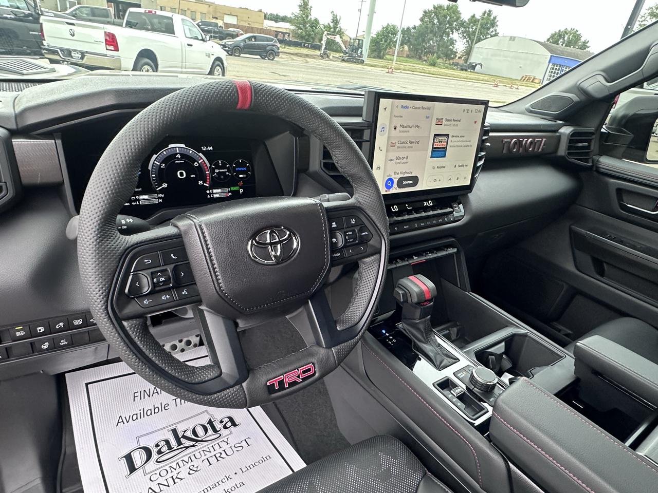 Toyota Tundra TRD PRO CrewMax 4WD Hybrid 2026
