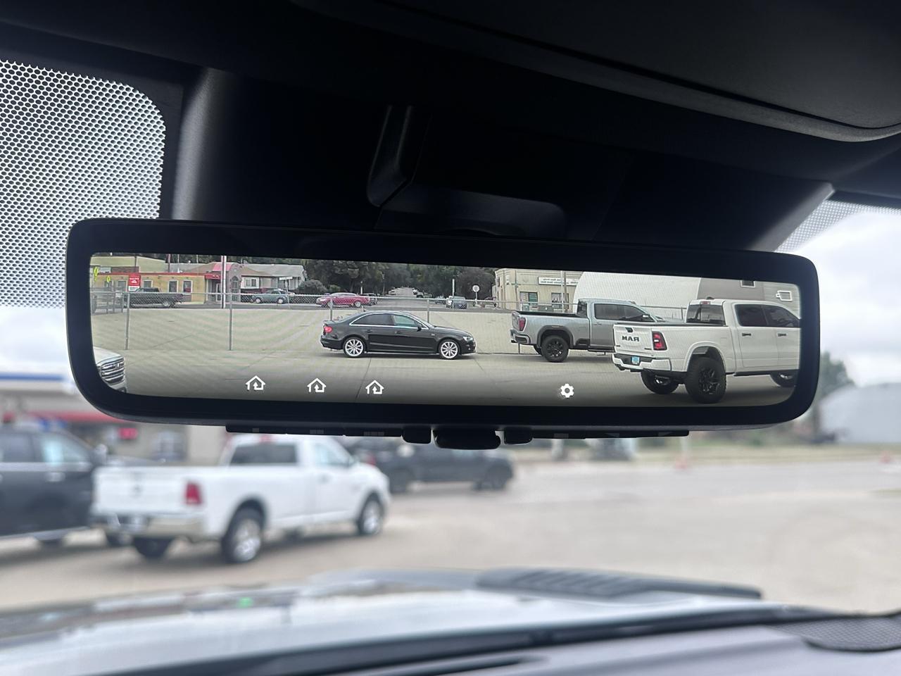 Toyota Tundra TRD PRO CrewMax 4WD Hybrid 2026