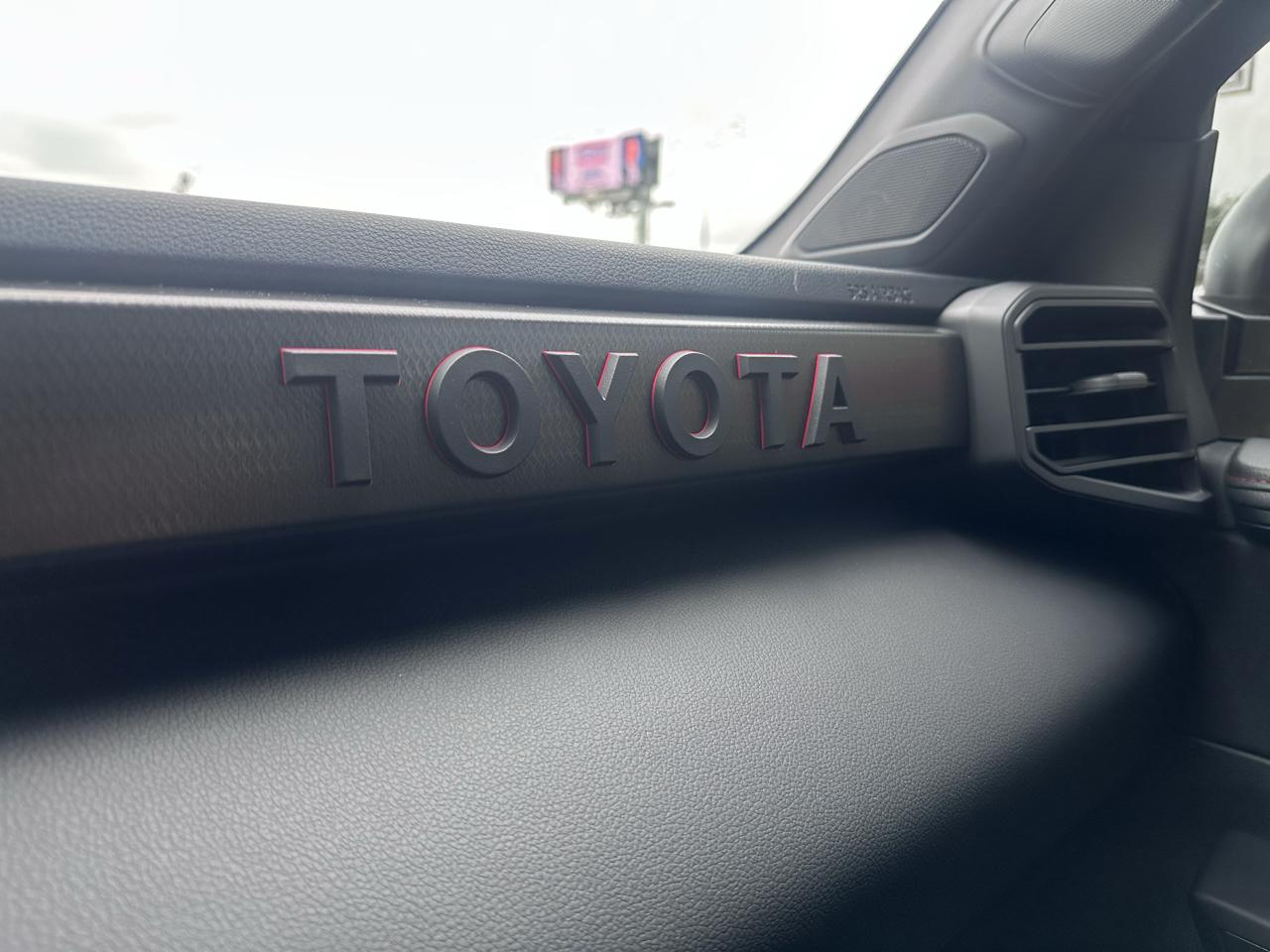 Toyota Tundra TRD PRO CrewMax 4WD Hybrid 2026