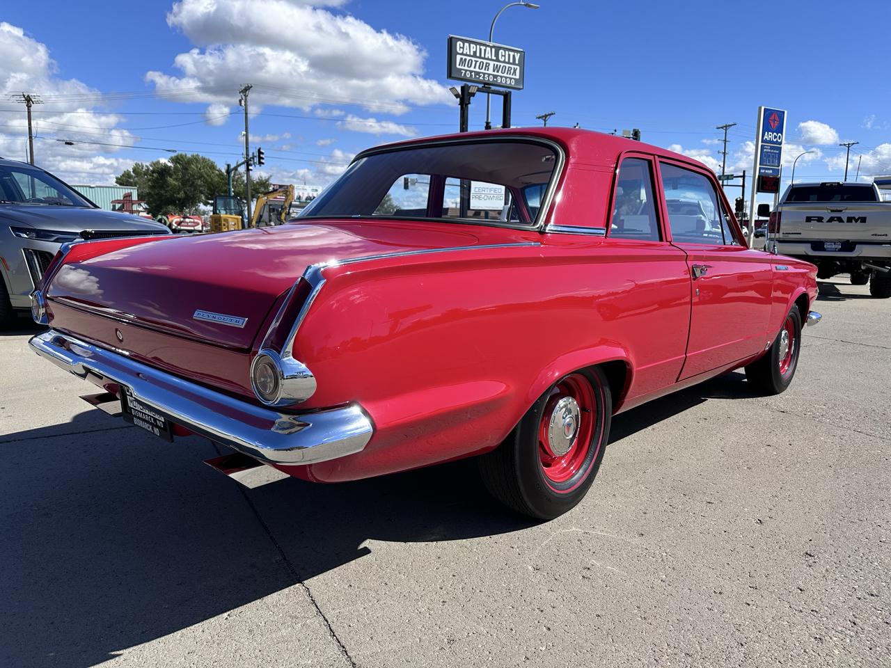 Plymouth Valiant  1965