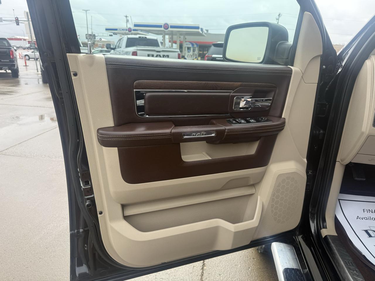 RAM 1500 Longhorn Crew Cab SWB 4WD 2016