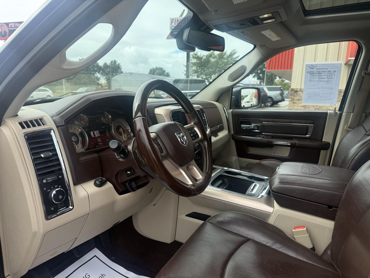 RAM 1500 Longhorn Crew Cab SWB 4WD 2016