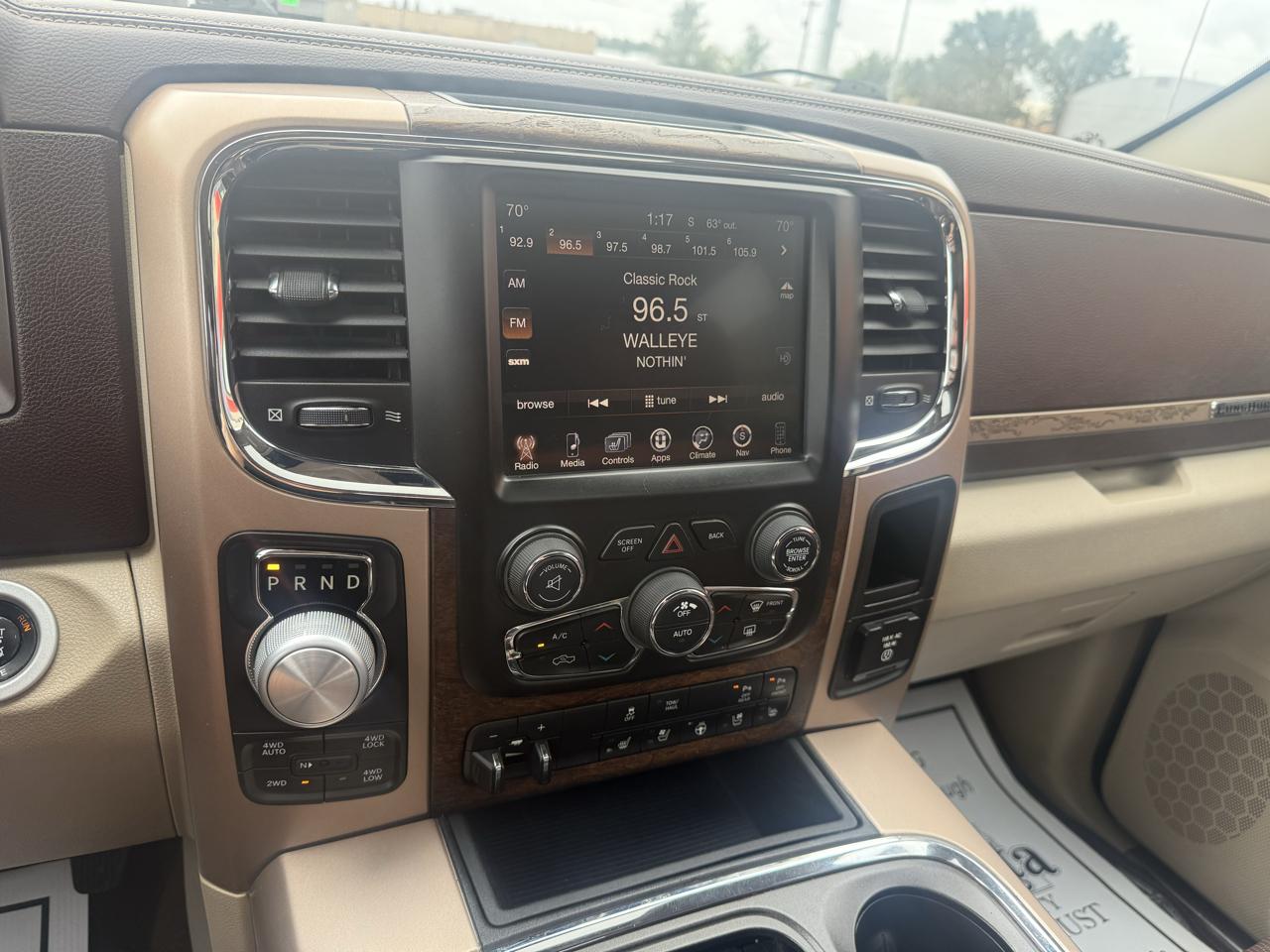 RAM 1500 Longhorn Crew Cab SWB 4WD 2016