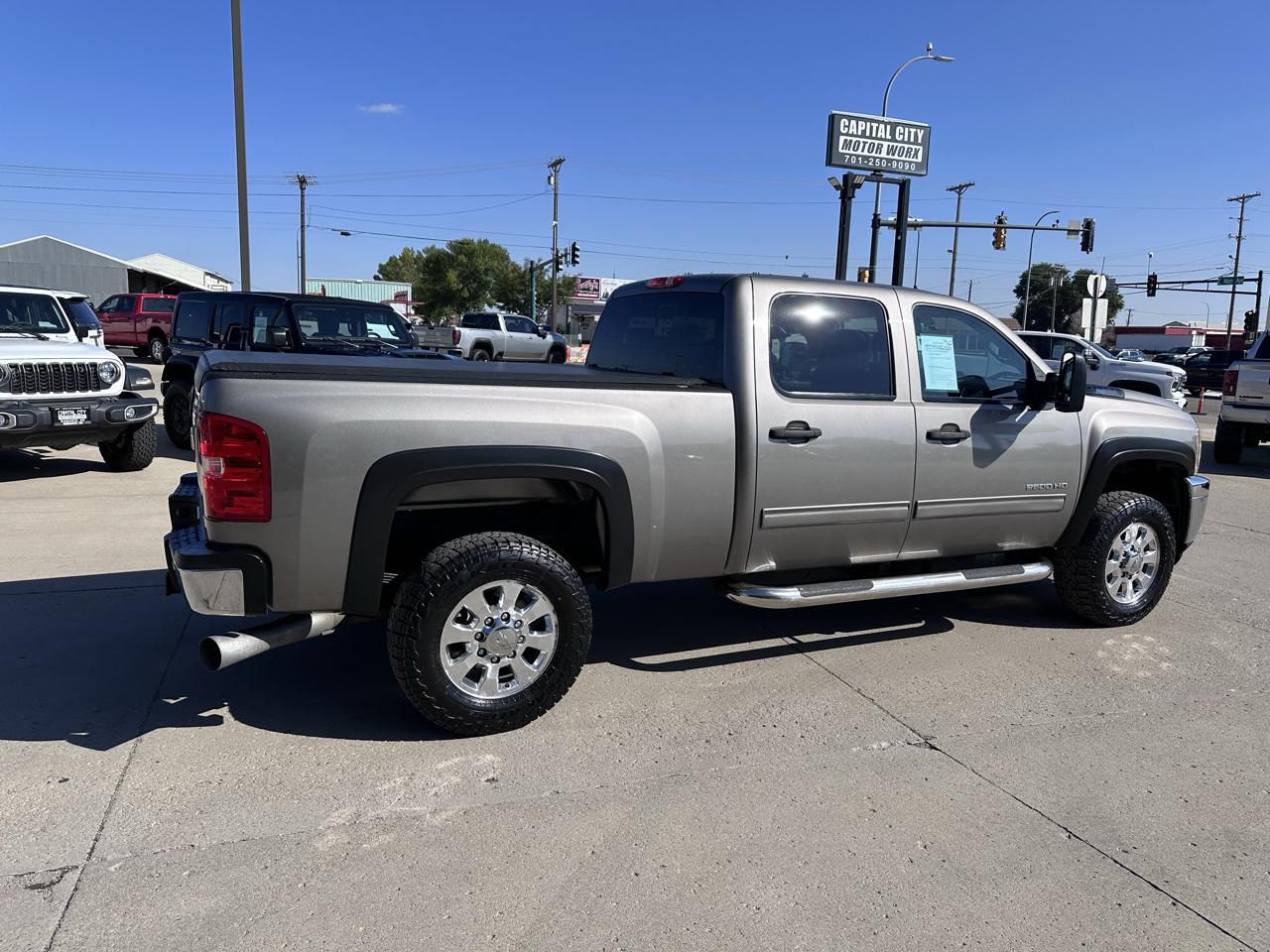Chevrolet Silverado 2500HD LT Crew Cab 4WD 2013
