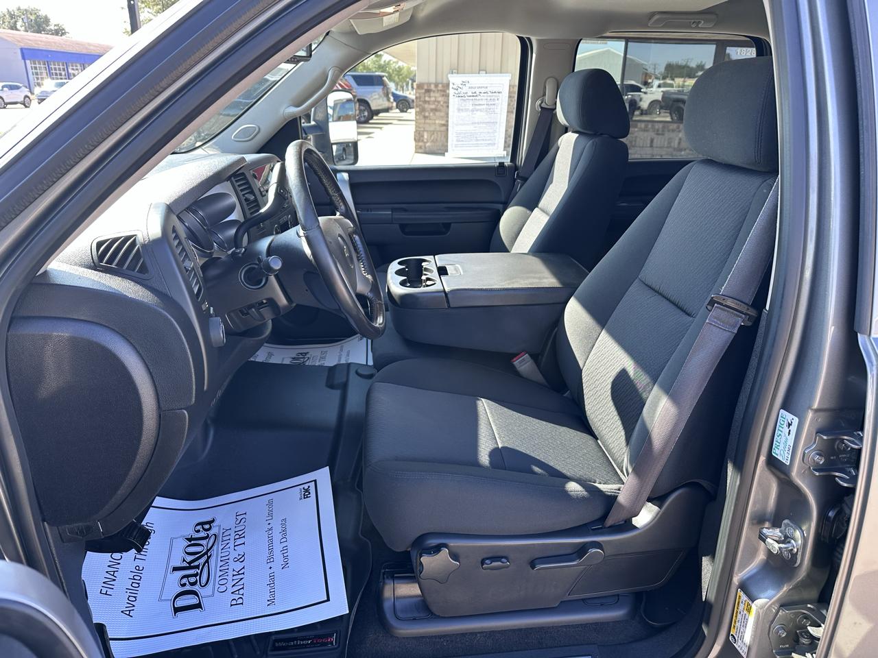 Chevrolet Silverado 2500HD LT Crew Cab 4WD 2013