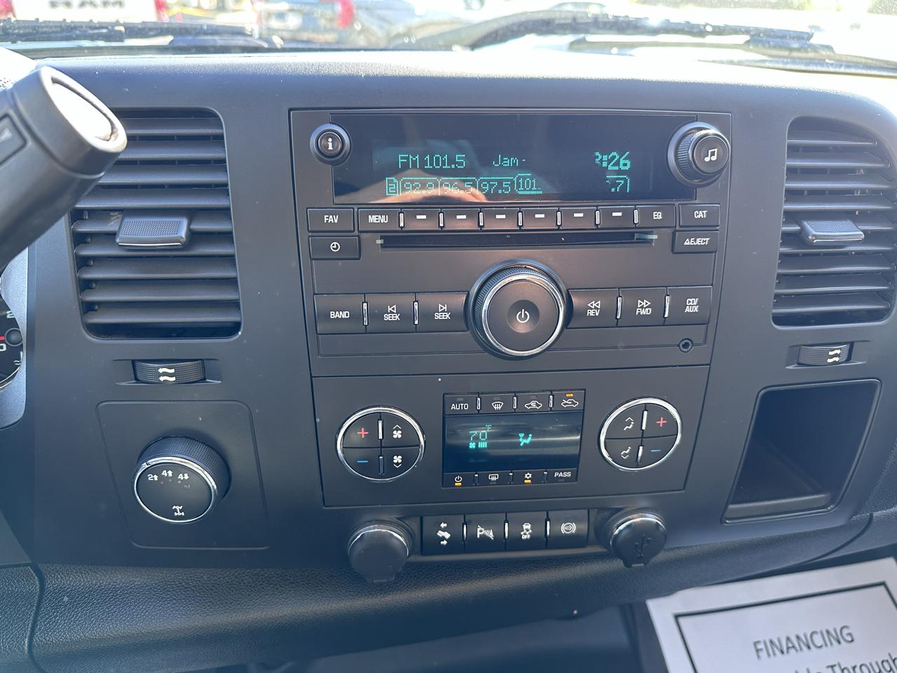 Chevrolet Silverado 2500HD LT Crew Cab 4WD 2013