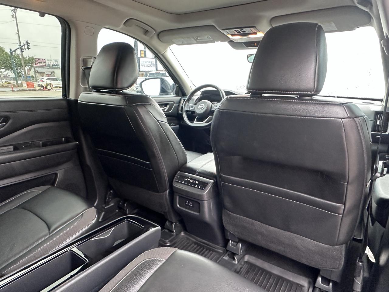 Nissan Pathfinder SL 4WD 2024