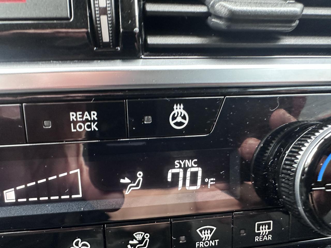 Nissan Pathfinder SL 4WD 2024