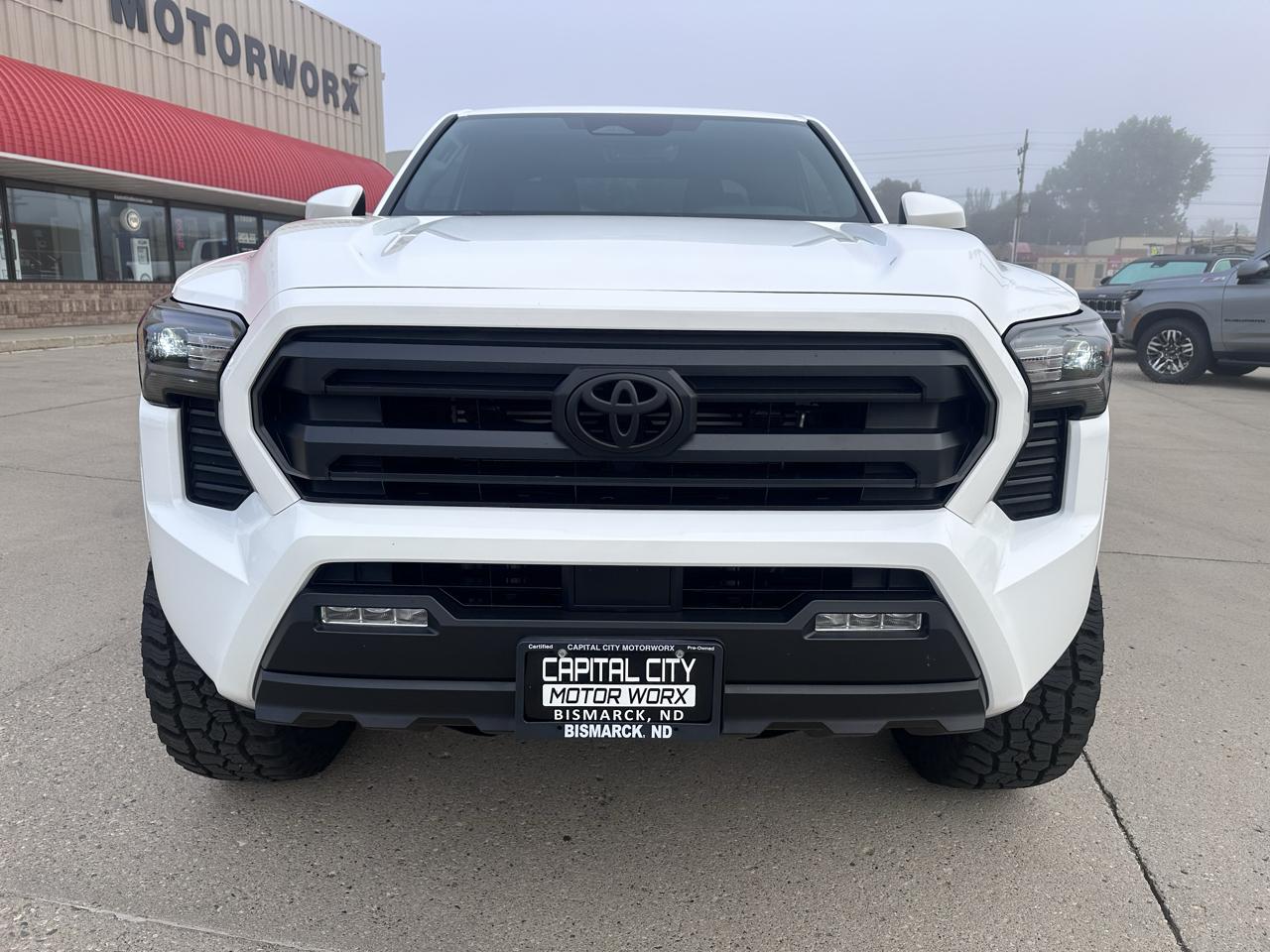 Toyota Tacoma SR5 Double Cab 2026