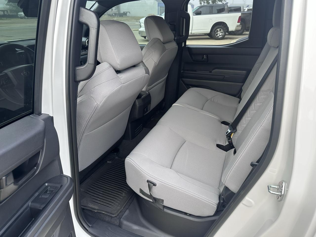 Toyota Tacoma SR5 Double Cab 2026